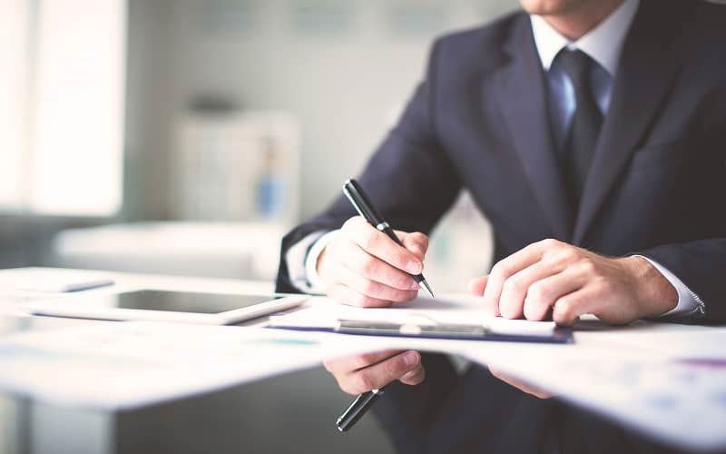 Học tập và nâng cao năng lực quản trị liên tục là nền tảng giúp nhà lãnh đạo điều hành doanh nghiệp hiệu quả.
