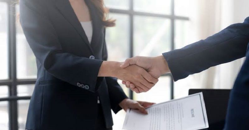 Tăng cường giao tiếp nội bộ và đồng bộ hóa mục tiêu là chìa khóa duy trì sự hòa hợp.